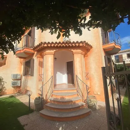 Pula- A 2 Passi Dal Mare Con Wi-fi, Netflix E A-c Holiday home *